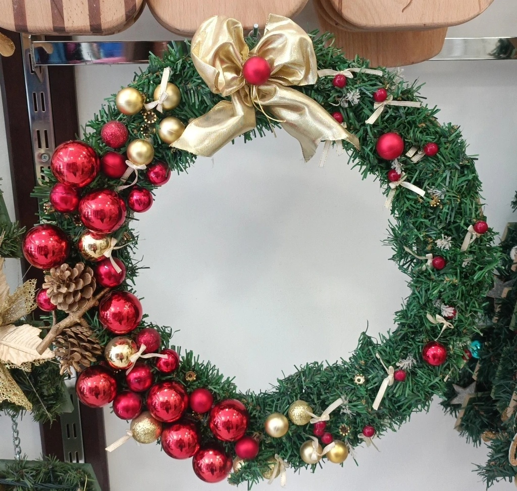 [Wreaths & Door Hangings] Festive Red & Gold Pine Christmas Wreath