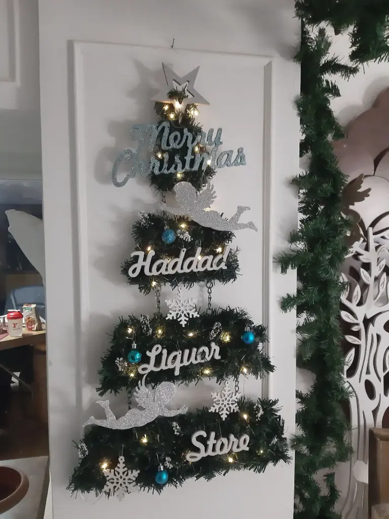 Wall-Hanged Wooden Christmas Tree 4L