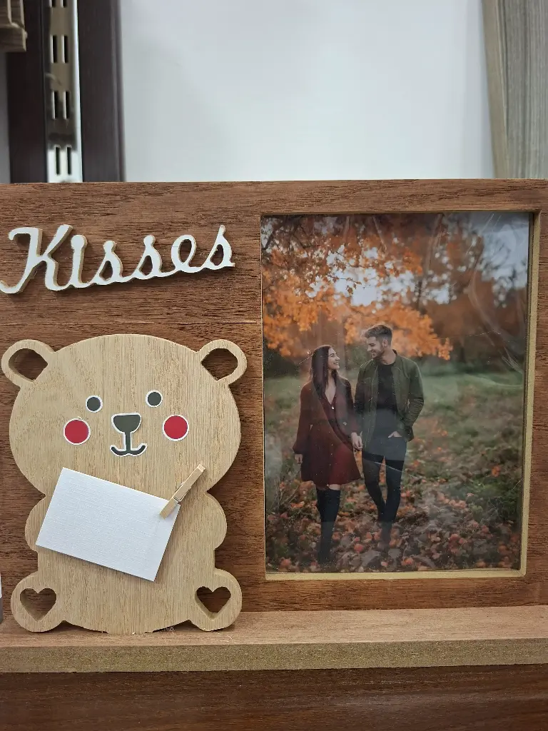 Customised "kisses" photo frame 