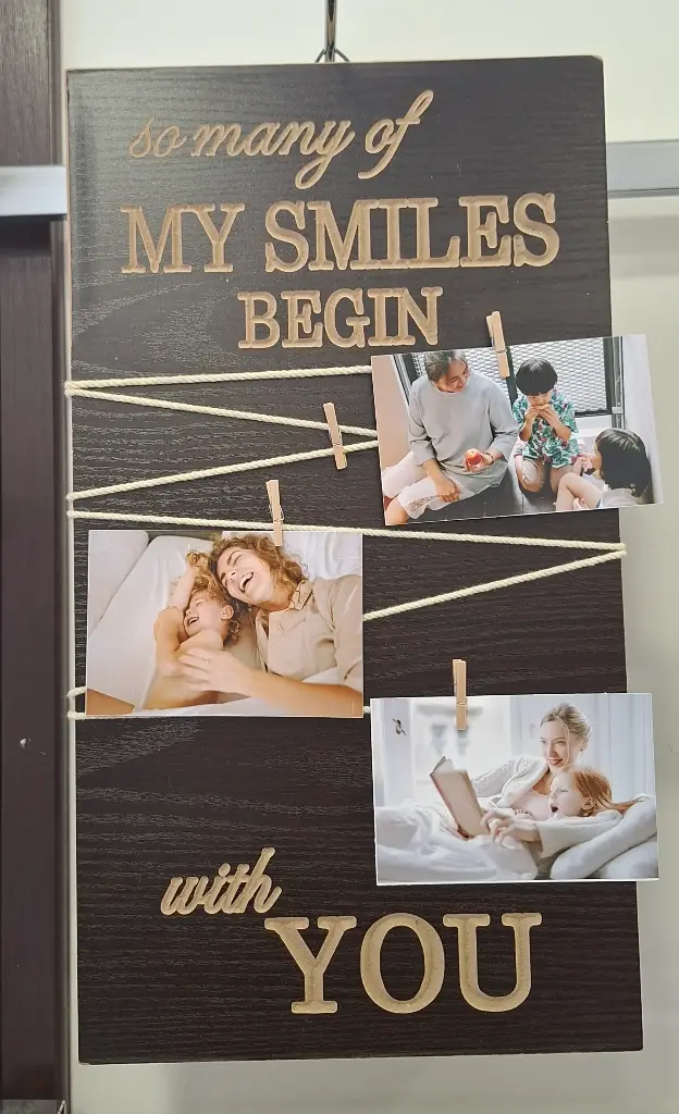 [357] Photo hanger (2)