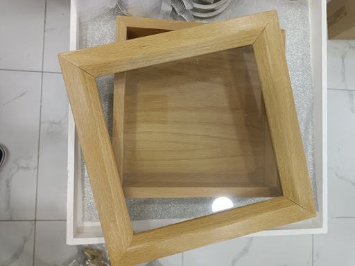 [209] Wood box 