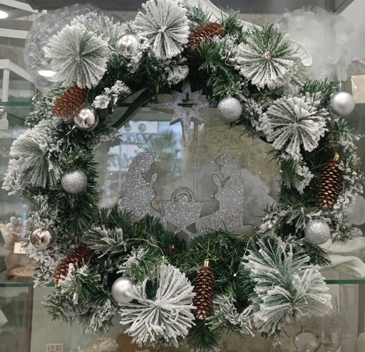 [231] Frosty wreath